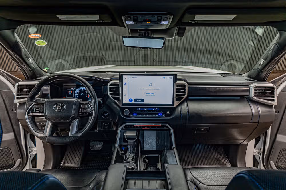 2025 Toyota Tundra Platinum HV CrewMax Image 14
