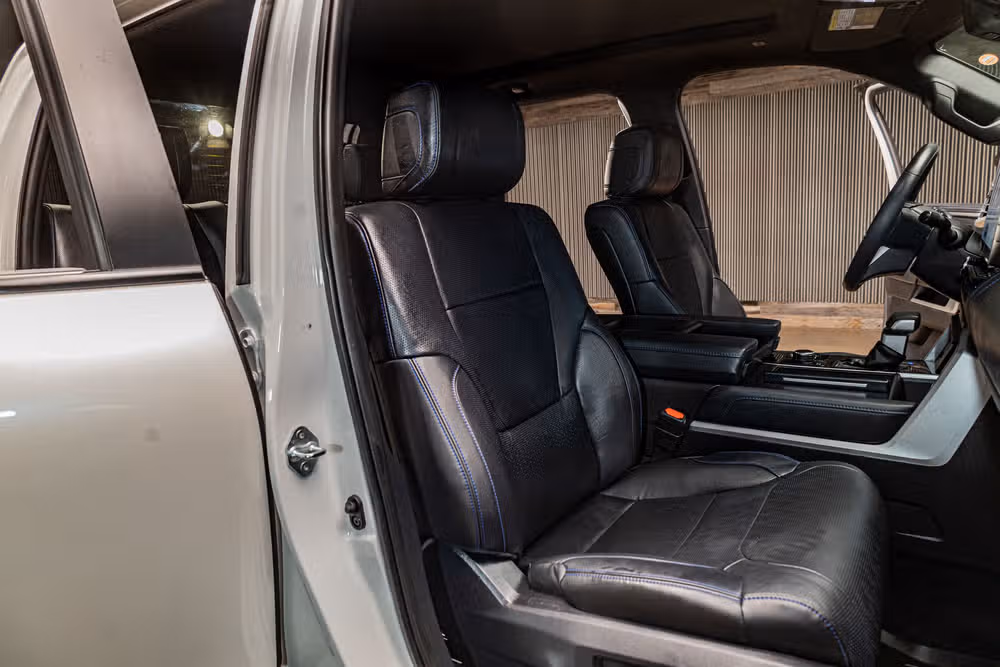 2025 Toyota Tundra Platinum HV CrewMax Image 27