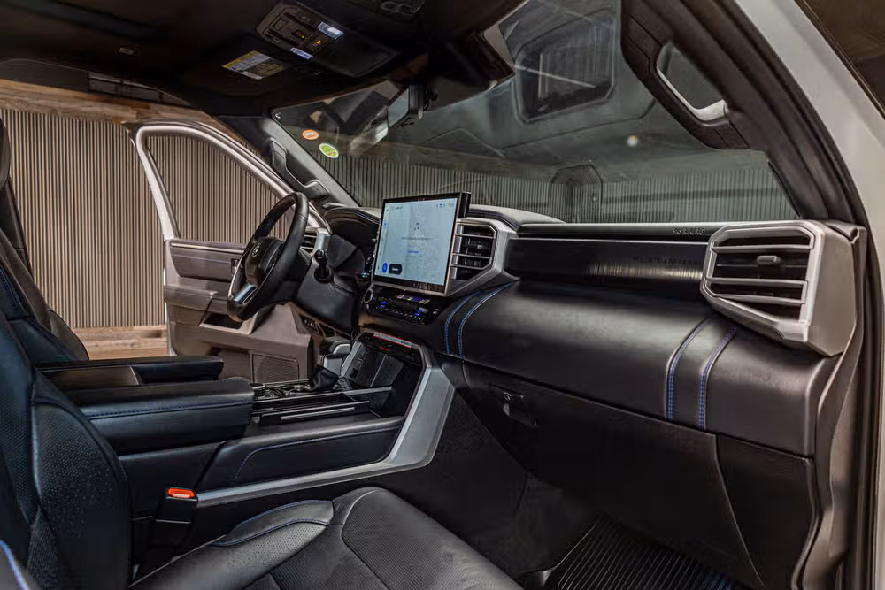 2025 Toyota Tundra Platinum HV CrewMax Image 15