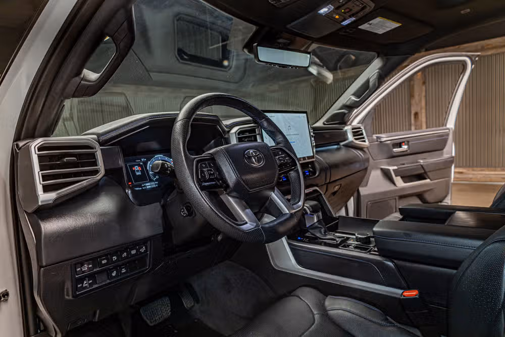 2025 Toyota Tundra Platinum HV CrewMax Image 12