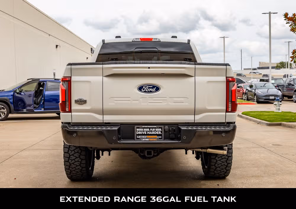 2024 Ford F-150 King Ranch SuperCrew Image 8