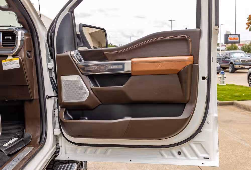 2024 Ford F-150 King Ranch SuperCrew Image 39