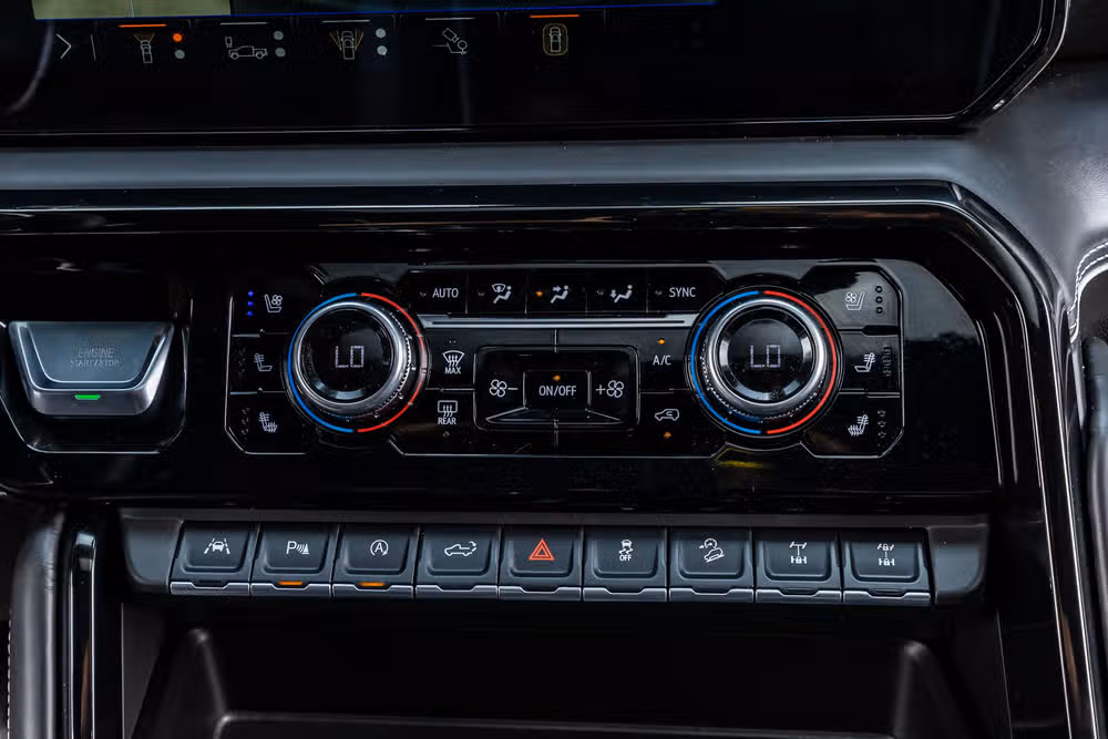 2025 GMC Sierra 1500 AT4X Crew Cab Image 26