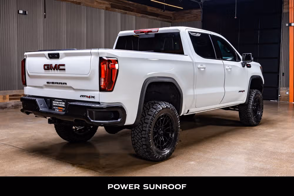 2025 GMC Sierra 1500 AT4X Crew Cab Image 10