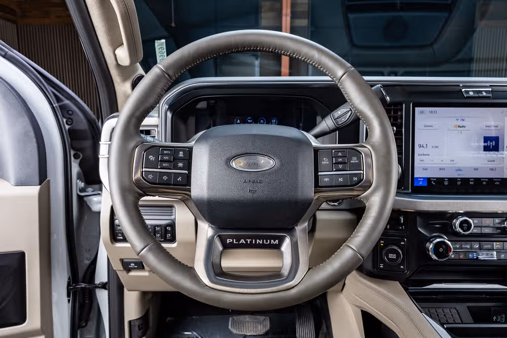 2026 Ford F-250 Super Duty Platinum Plus Crew Cab Image 19