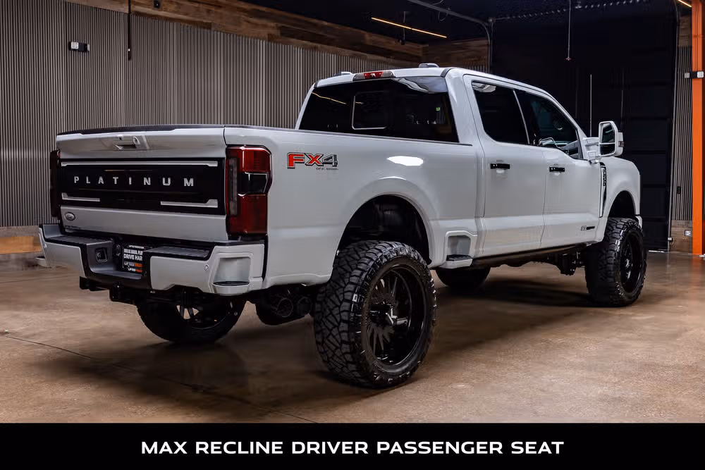 2026 Ford F-250 Super Duty Platinum Plus Crew Cab Image 10