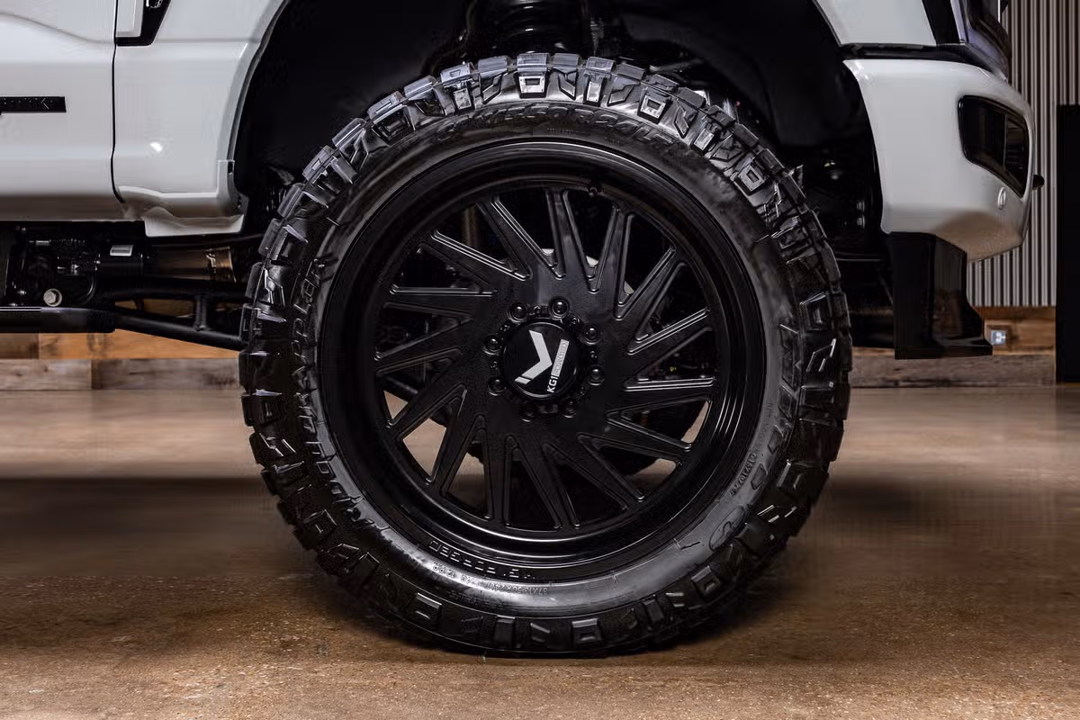 2026 Ford F-250 Super Duty Platinum Plus Crew Cab