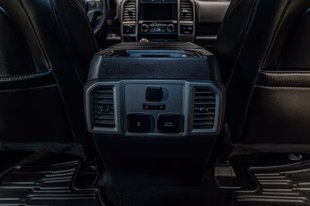 2019 Ford F-150 Raptor SuperCrew Image 25