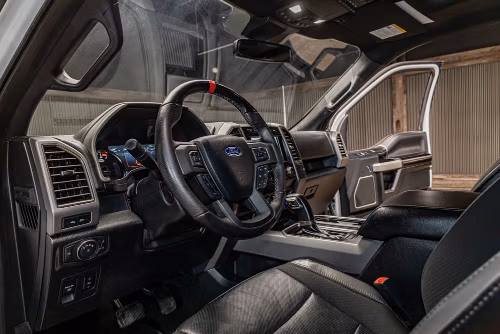 2019 Ford F-150 Raptor SuperCrew Image 14