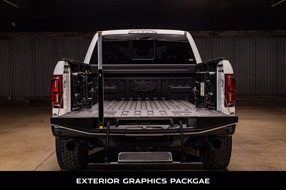 2019 Ford F-150 Raptor SuperCrew Image 8