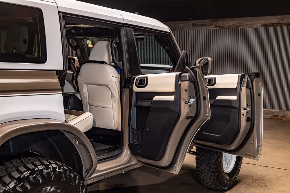 2026 Ford Bronco Heritage Edition Image 28