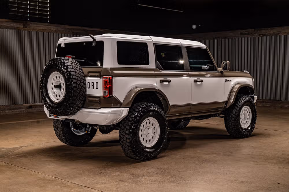 2026 Ford Bronco Heritage Edition Image 10