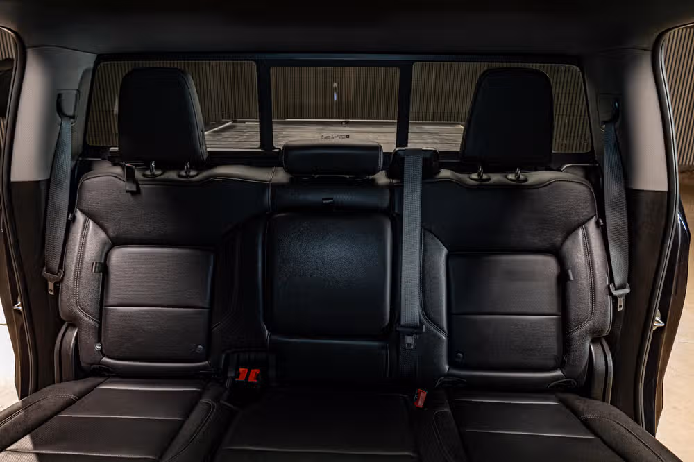 2022 GMC Sierra 1500 SLT Crew Cab Image 28