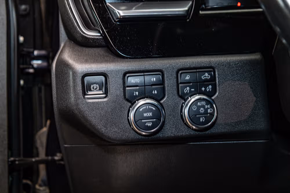 2022 GMC Sierra 1500 SLT Crew Cab Image 20