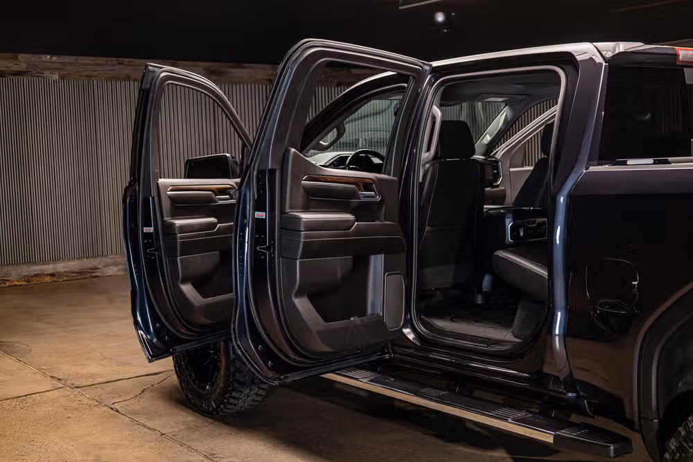 2022 GMC Sierra 1500 SLT Crew Cab Image 32