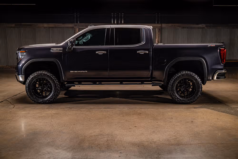 2022 GMC Sierra 1500 SLT Crew Cab Image 5