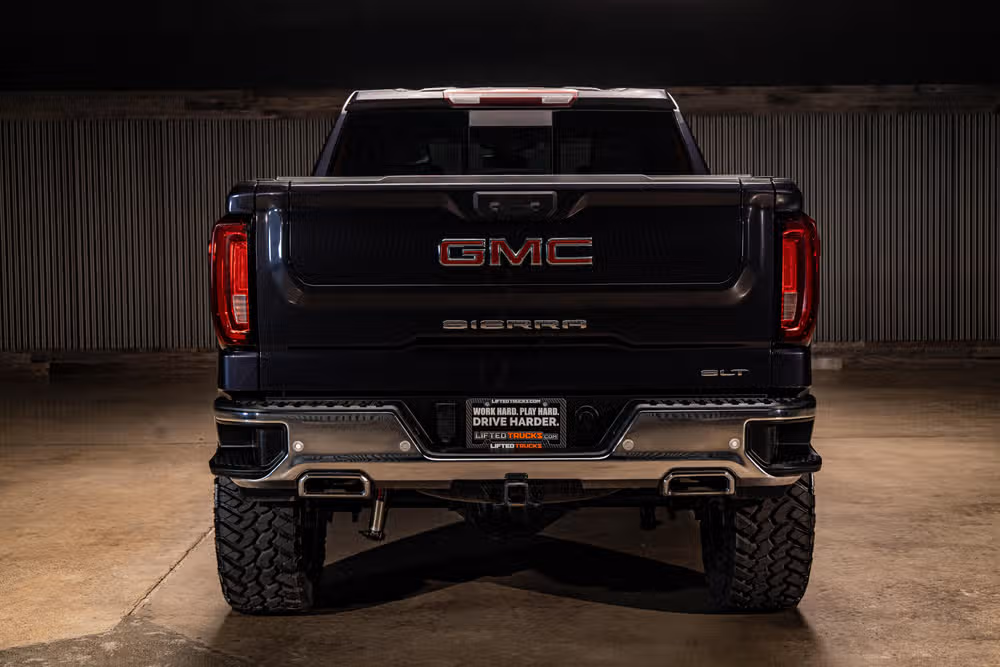 2022 GMC Sierra 1500 SLT Crew Cab Image 7