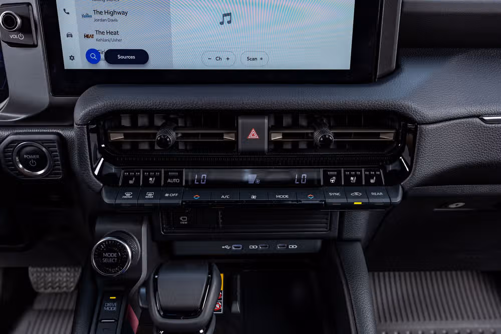 2026 Toyota Land Cruiser Base Image 27