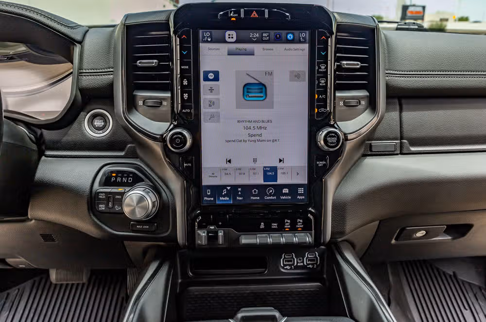 2024 Ram 2500 Rebel Crew Cab Image 24