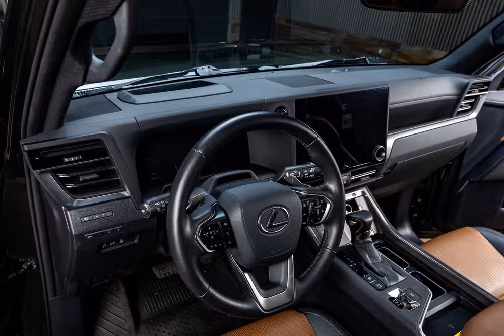 2024 Lexus GX 550 Luxury Image 13