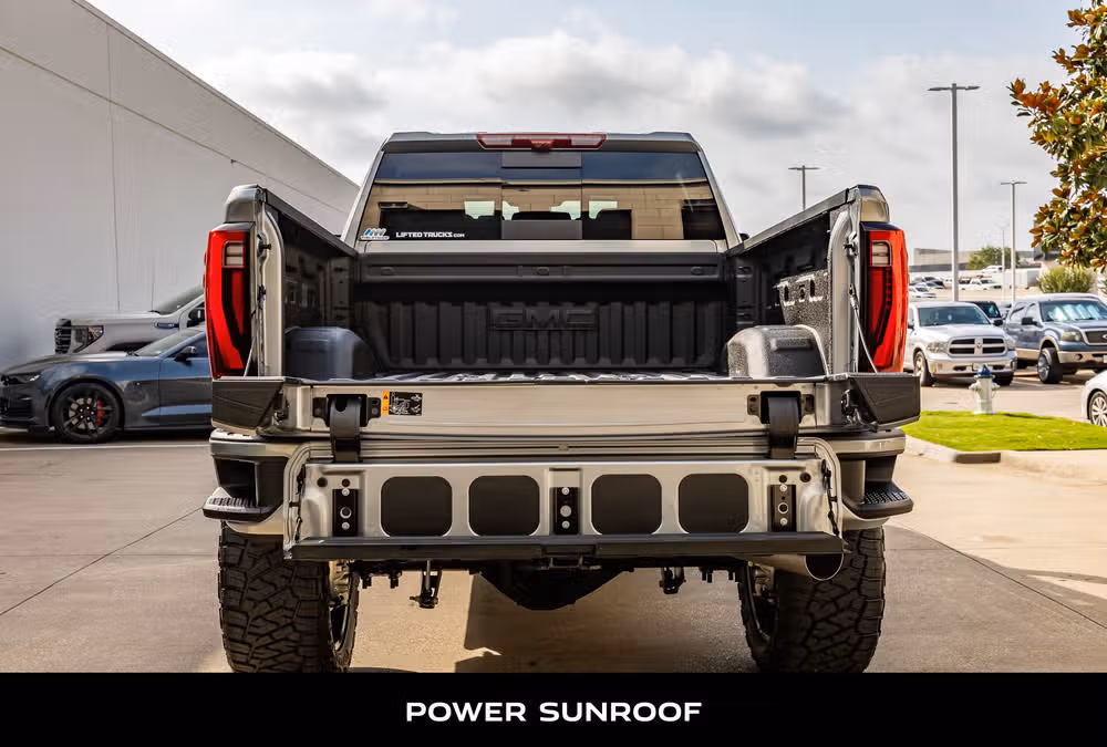 2026 GMC Sierra 2500HD Denali Ultimate Crew Cab Image 9