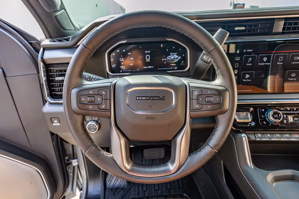 2026 GMC Sierra 2500HD Denali Ultimate Crew Cab Image 19