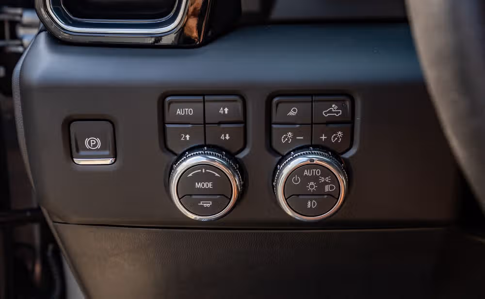 2026 GMC Sierra 2500HD Denali Ultimate Crew Cab Image 22