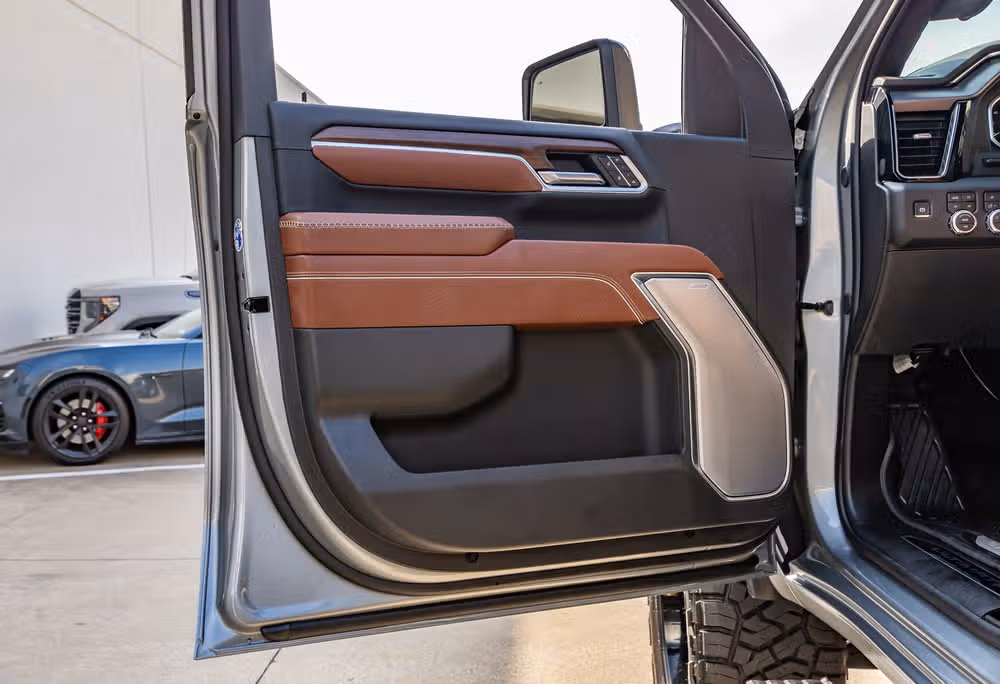 2026 GMC Sierra 2500HD Denali Ultimate Crew Cab Image 37