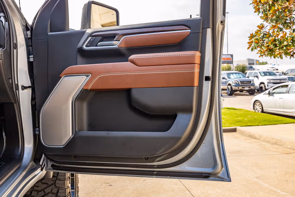 2026 GMC Sierra 2500HD Denali Ultimate Crew Cab Image 38