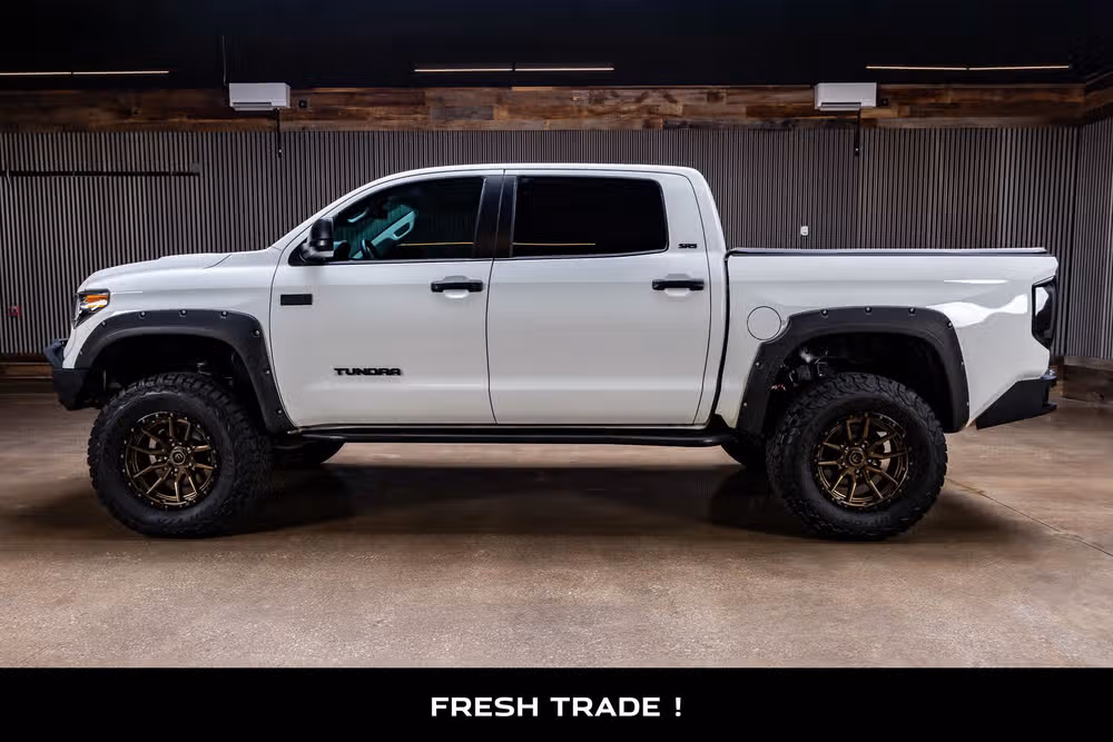 2019 Toyota Tundra SR5 CrewMax Image 5