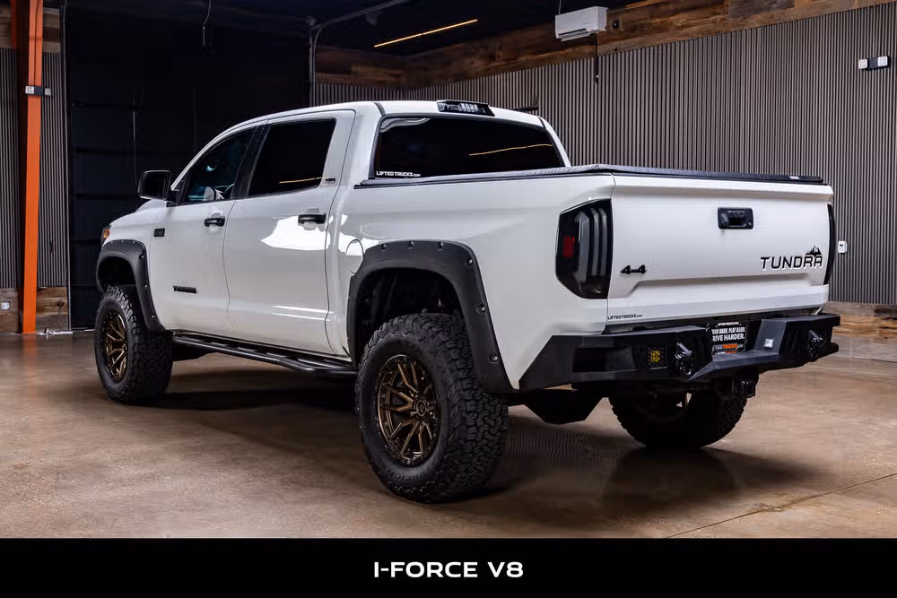2019 Toyota Tundra SR5 CrewMax Image 6