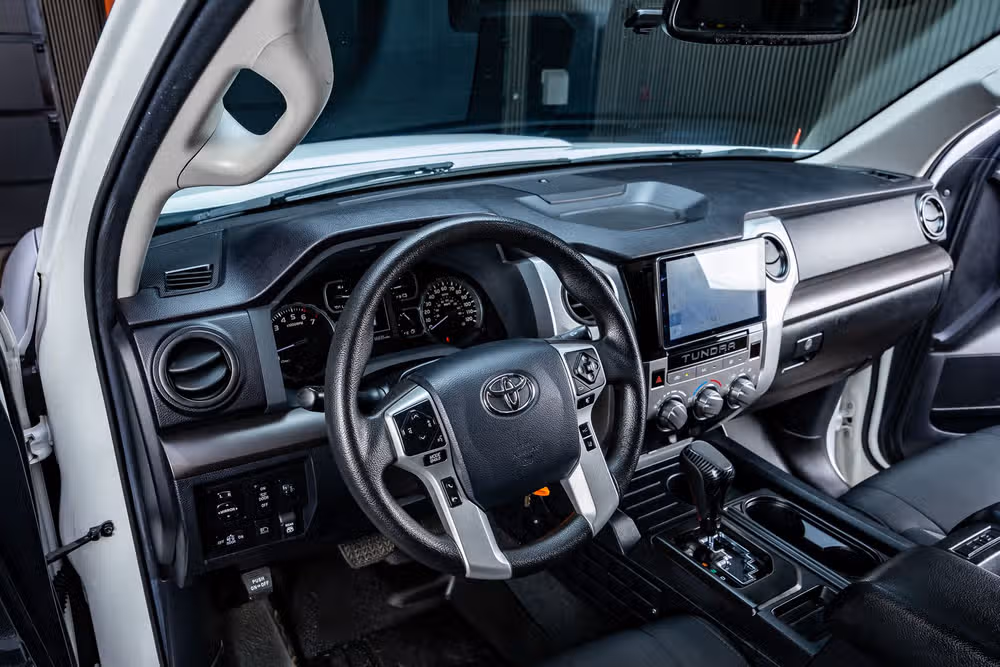 2019 Toyota Tundra SR5 CrewMax Image 16