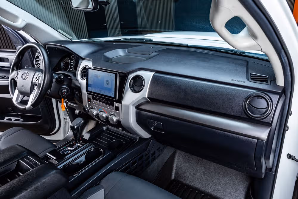 2019 Toyota Tundra SR5 CrewMax Image 17