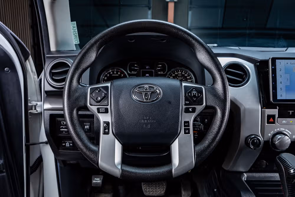 2019 Toyota Tundra SR5 CrewMax Image 18