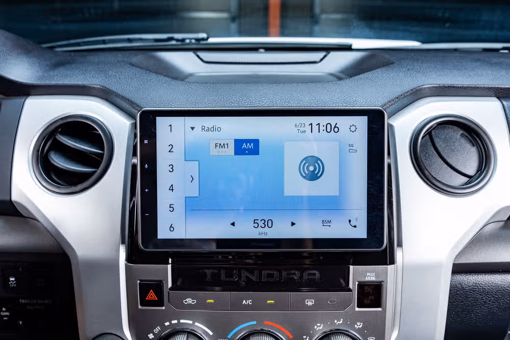 2019 Toyota Tundra SR5 CrewMax Image 23