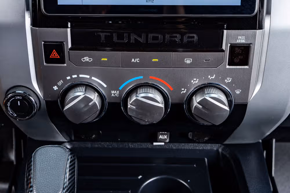2019 Toyota Tundra SR5 CrewMax Image 25