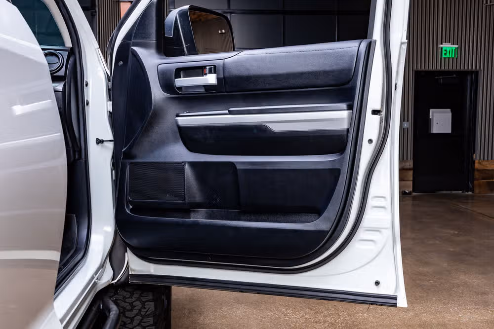 2019 Toyota Tundra SR5 CrewMax Image 35
