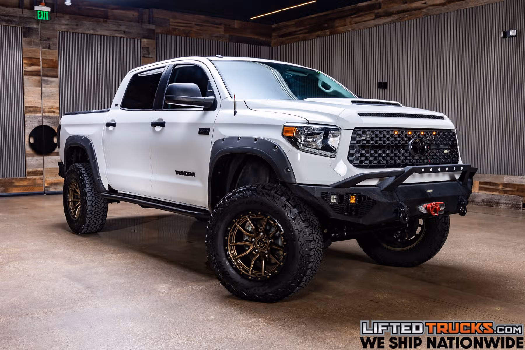 2019 Toyota Tundra SR5 CrewMax Image 1
