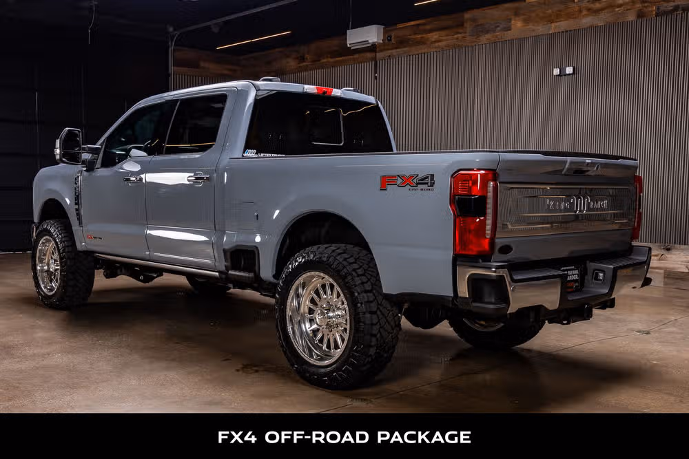 2026 Ford F-350 Super Duty King Ranch Crew Cab Image 7