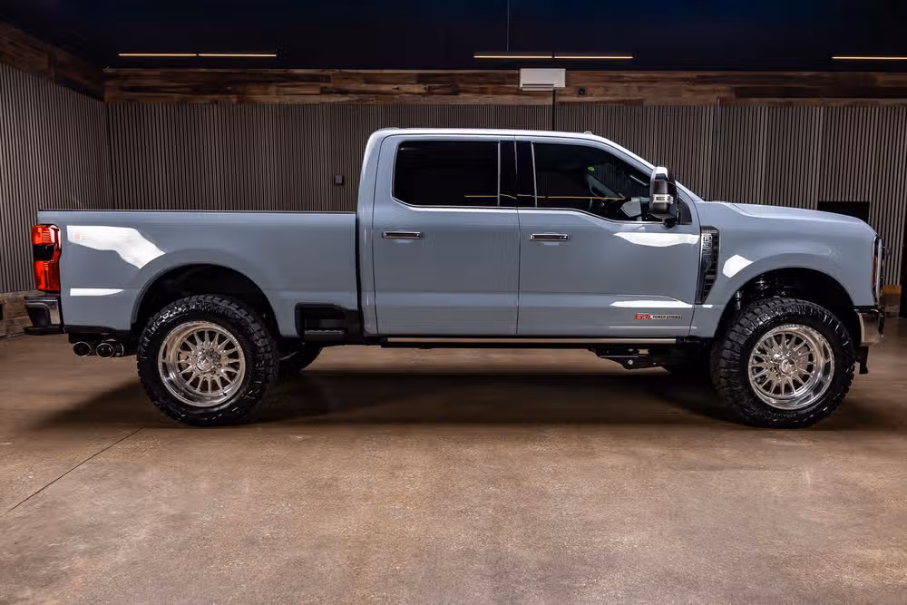 2026 Ford F-350 Super Duty King Ranch Crew Cab Image 11