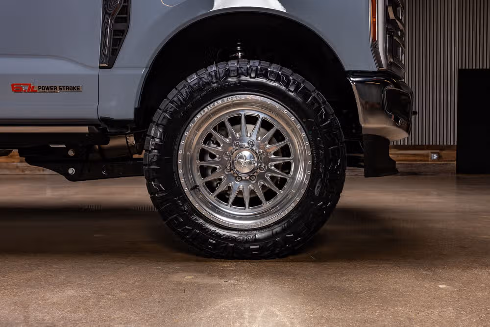 2026 Ford F-350 Super Duty King Ranch Crew Cab Image 12