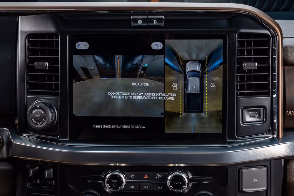 2026 Ford F-350 Super Duty King Ranch Crew Cab Image 26