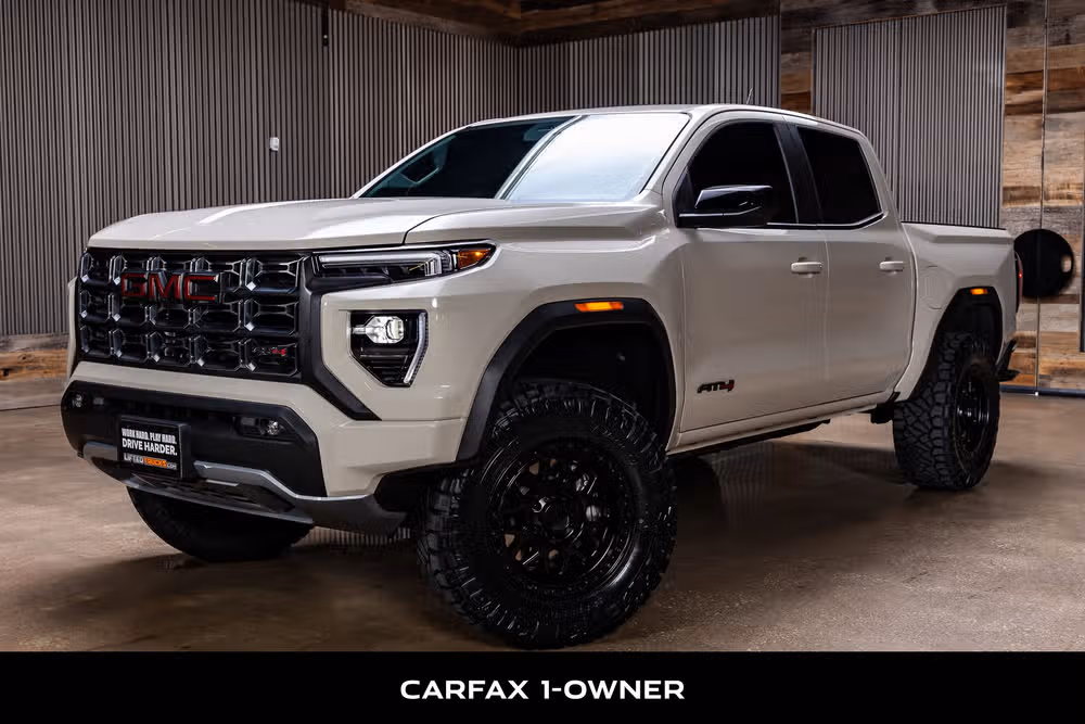2026 GMC Canyon AT4 Crew Cab Image 5