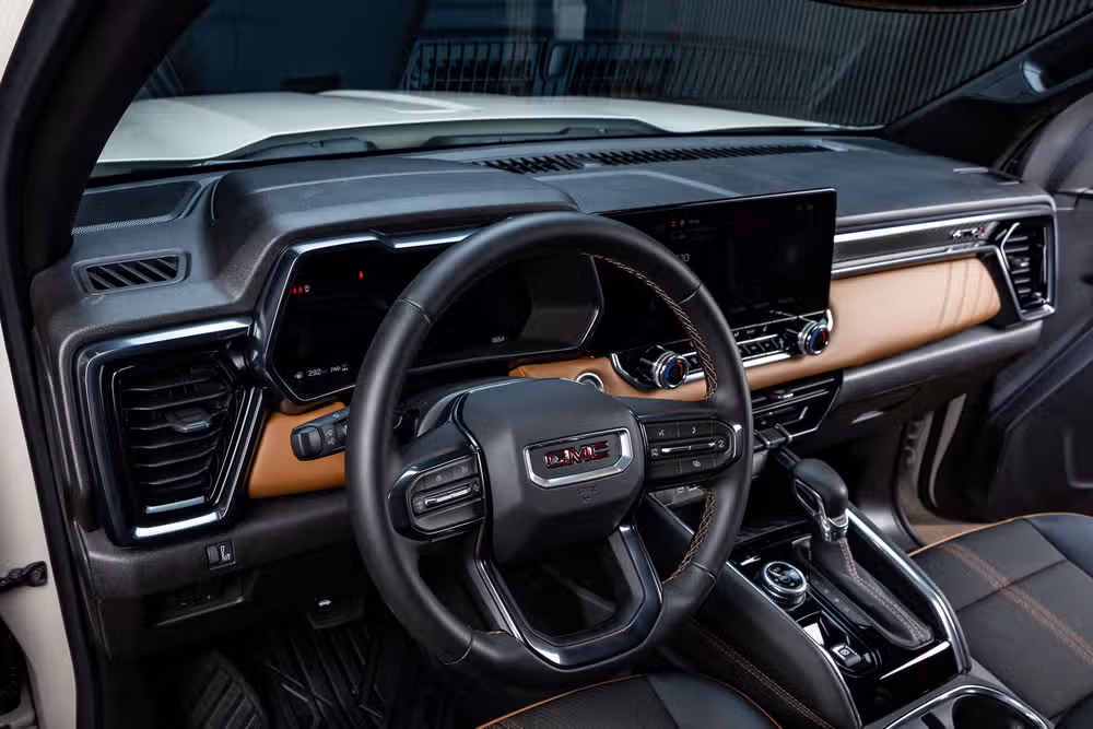 2026 GMC Canyon AT4 Crew Cab Image 16