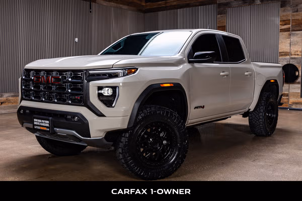 2026 GMC Canyon AT4 Crew Cab