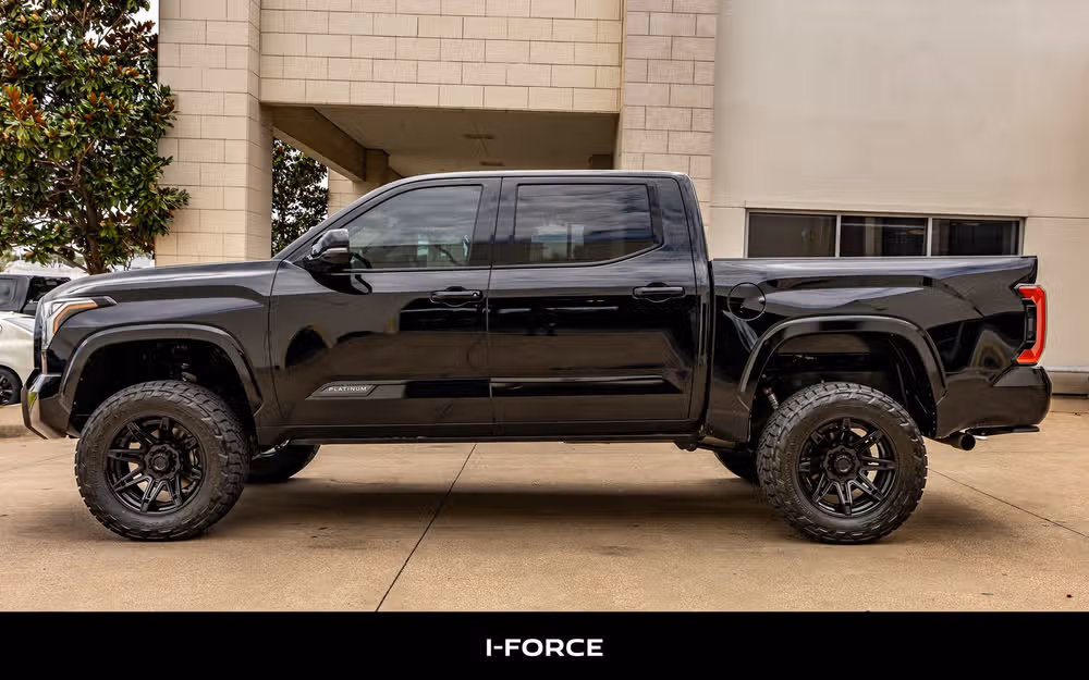 2022 Toyota Tundra Platinum CrewMax Image 6