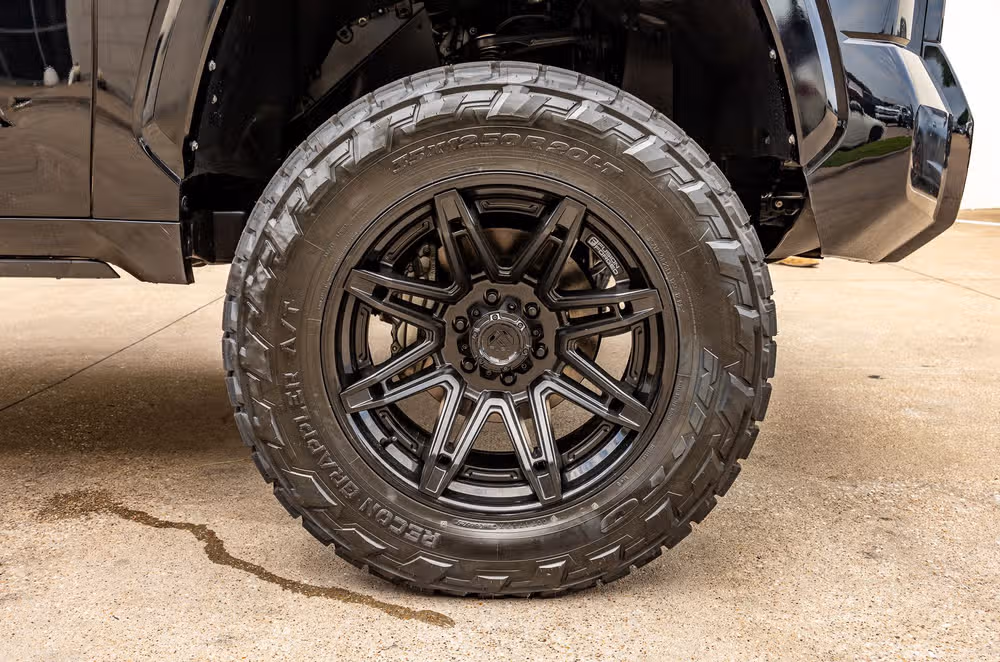 2022 Toyota Tundra Platinum CrewMax Image 12