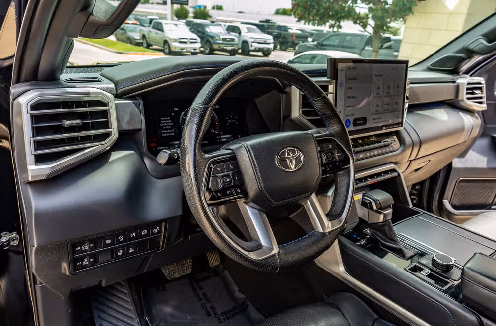 2022 Toyota Tundra Platinum CrewMax Image 17
