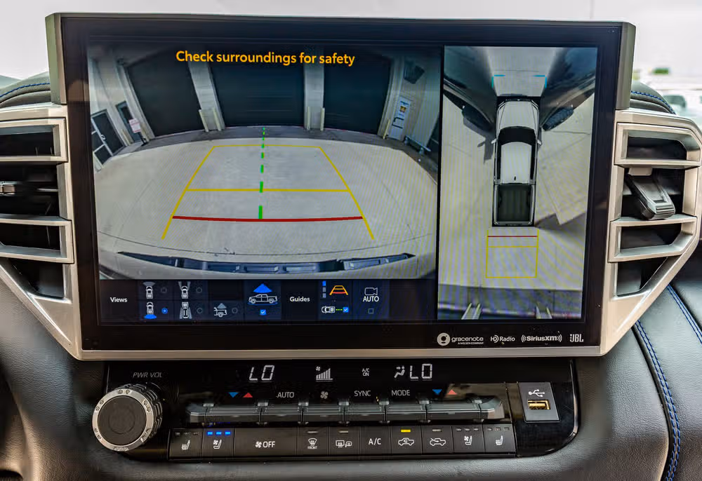 2022 Toyota Tundra Platinum CrewMax Image 26