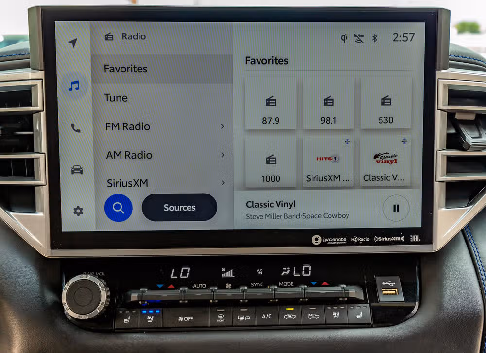 2022 Toyota Tundra Platinum CrewMax Image 25